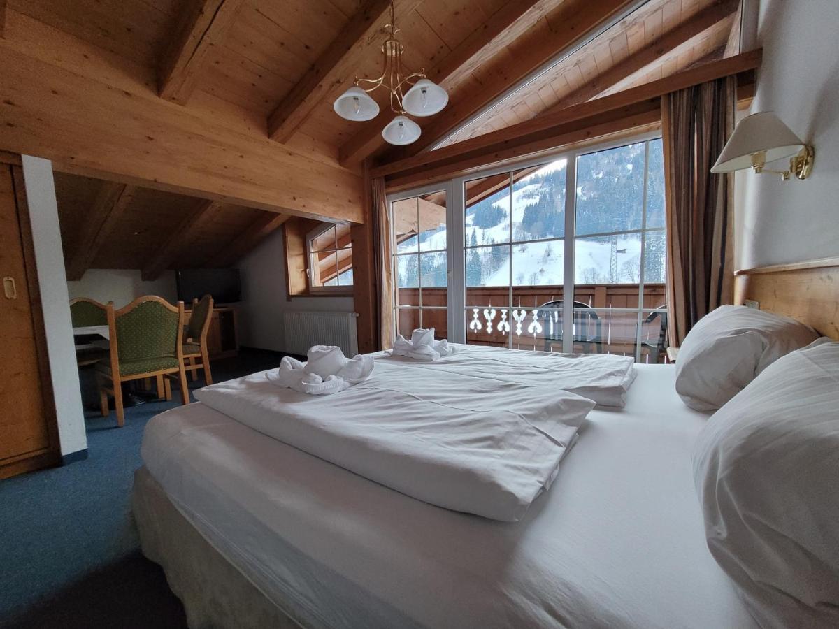 Ferienhotel Alpenhof Aurach bei Kitzbuehel Exterior photo